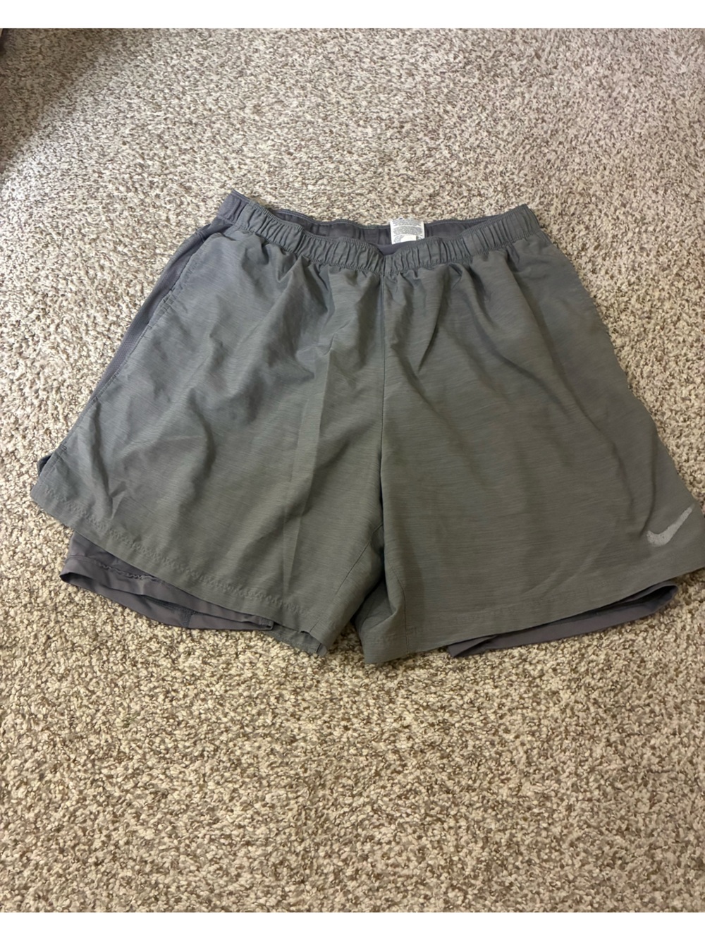 Nike Men’s 2XL shorts